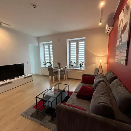 Апартаменти Targowa L10
